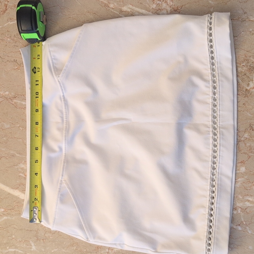 Lilly Pulitzer UPF 50+ Luxletic Monica Skort. - Picture 9 of 12